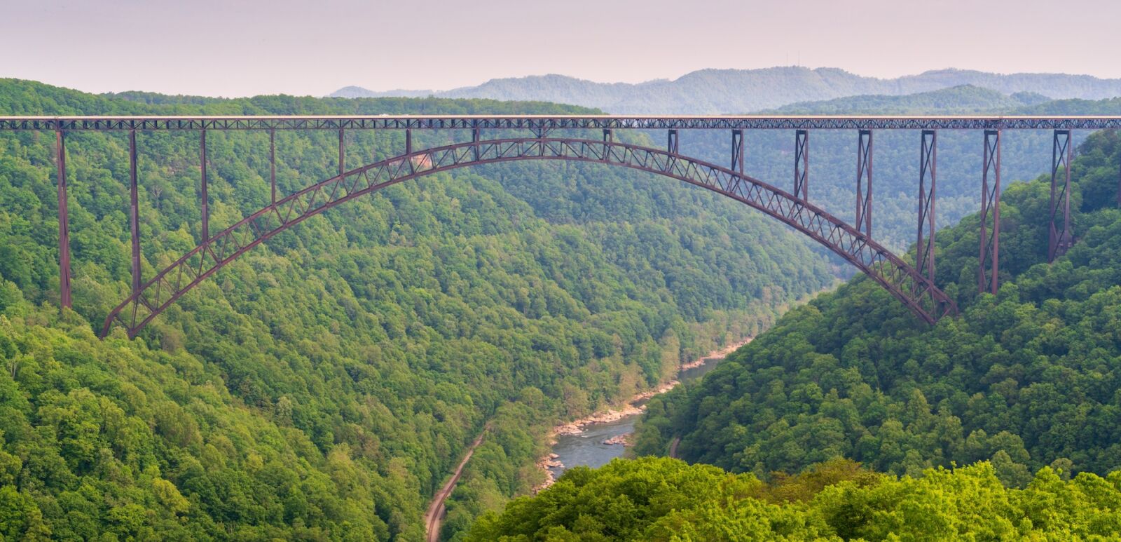 The New River Gorge Bridge, Steel arch bridge 3,030 feet long over the New River Gorge near Fayetteville, West Virginia, in the Appalachian Mountains, USA.