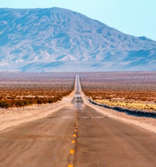 Depth of Field Road, Mysterious and Mysterious Death Valley California.