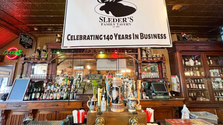 Sleder’s Family Tavern