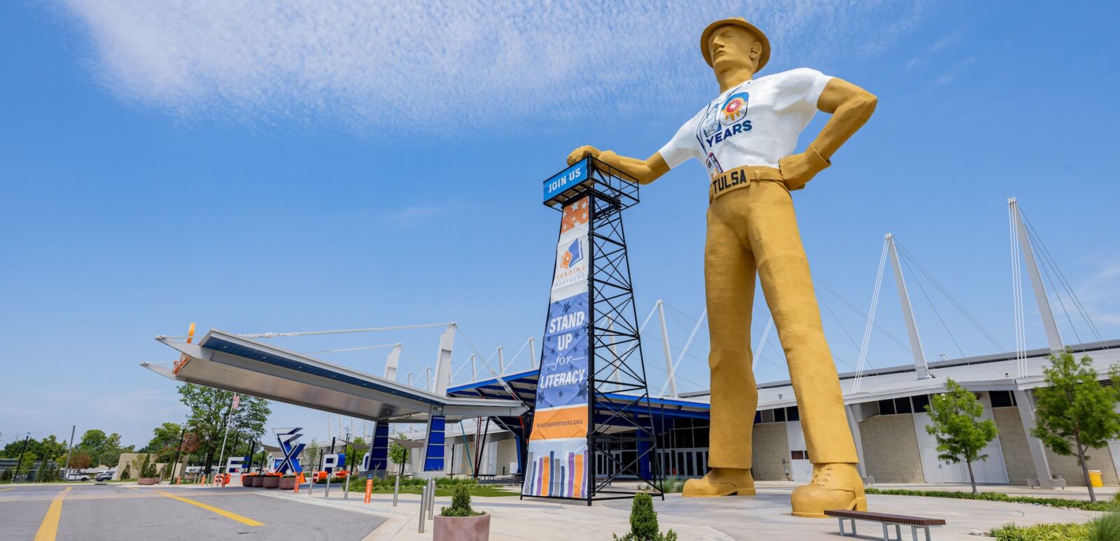 Golden Driller statue in Tulsa.